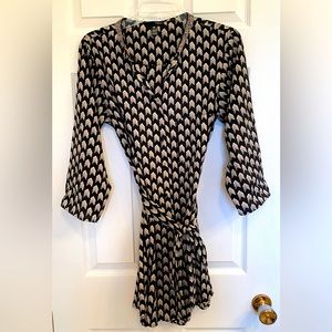 Aqua Button-up Printed Black Dress with Belt - Size M - EUC